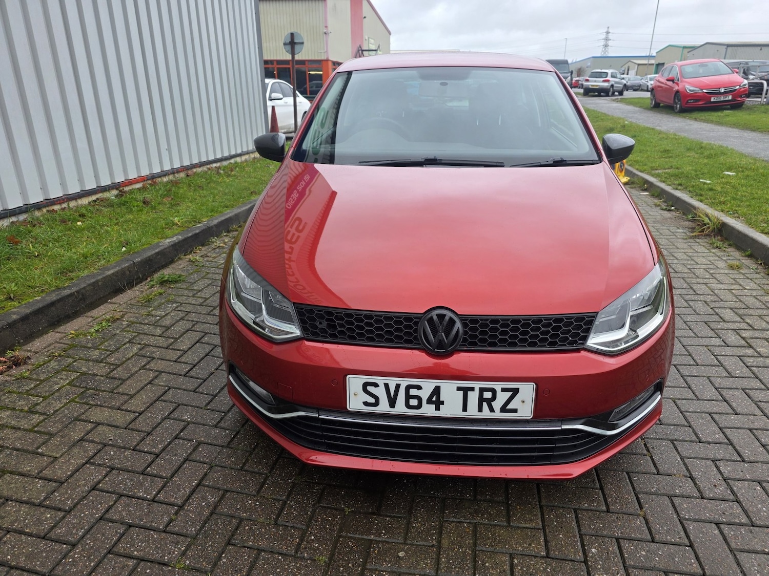 Used Volkswagen Polo 2014 for sale - 76769830: Photo 4