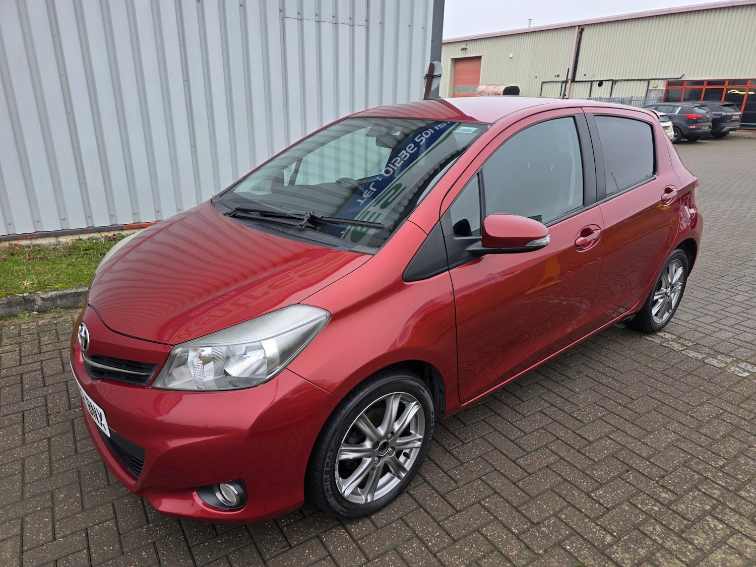 Used Toyota Yaris 2012 for sale - 77140745: Photo 4