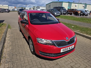 Used Skoda Rapid 2015 for sale - 78633419: Photo
