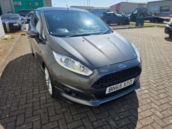 Used Ford Fiesta 2015 for sale - 74571342: Photo
