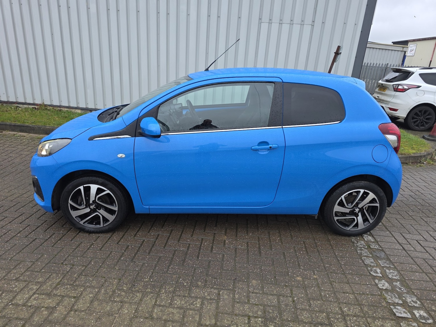 Used Peugeot 108 2017 for sale - 77303560: Photo 7