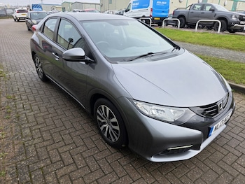 2013 - 1.6 i-DTEC ES 5dr