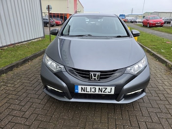 Used Honda Civic 2013 for sale - 77173104: Photo