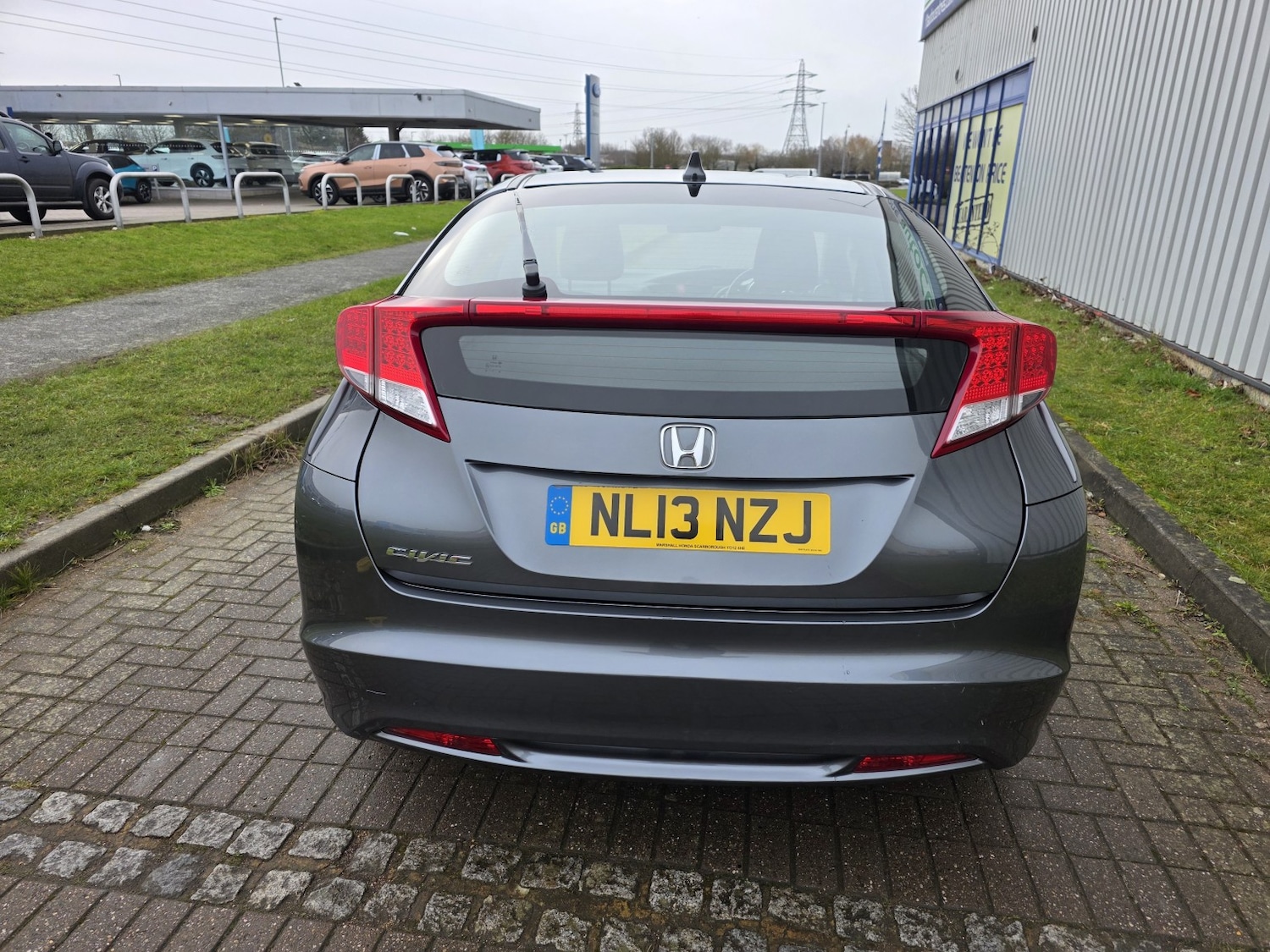 Used Honda Civic 2013 for sale - 77173104: Photo 9