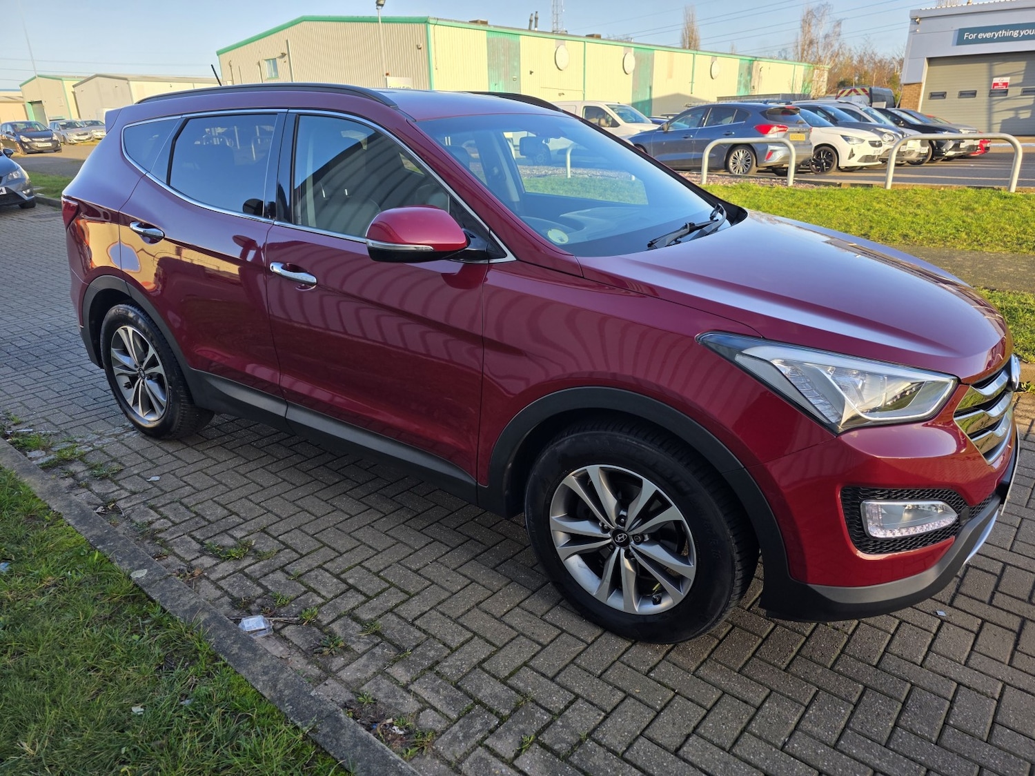 Used Hyundai Santa Fe 2015 for sale - 77008090: Photo 11