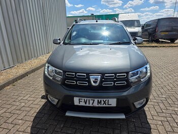 Used Dacia Sandero Stepway 2017 for sale - 75178205: Photo
