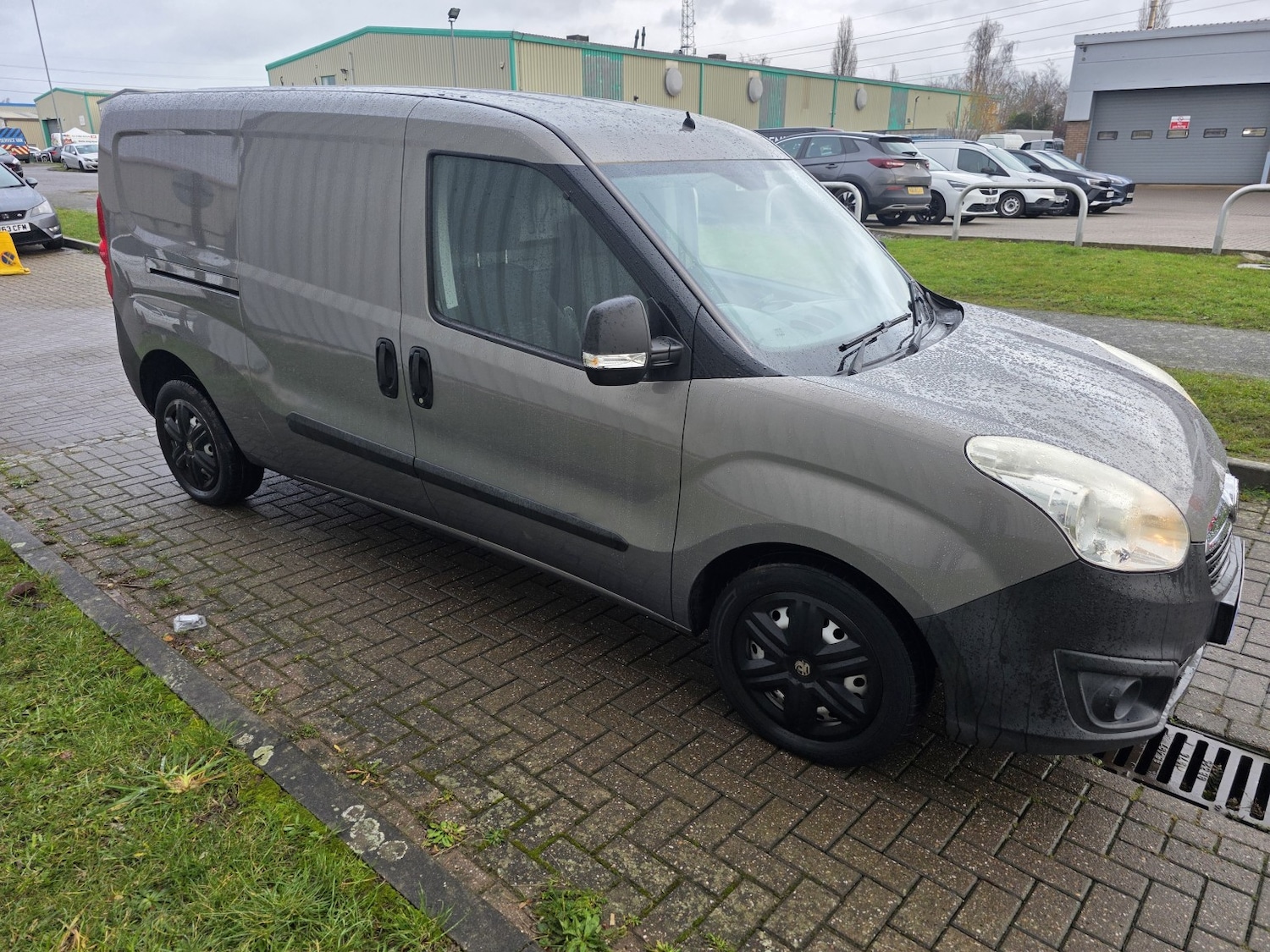 Used Vauxhall Combo 2015 for sale - 76924402: Photo 10