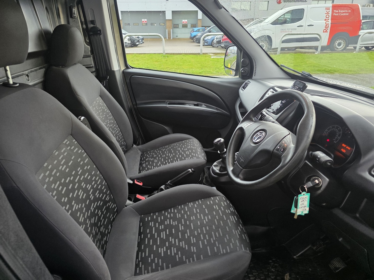 Used Vauxhall Combo 2015 for sale - 76924402: Photo 11