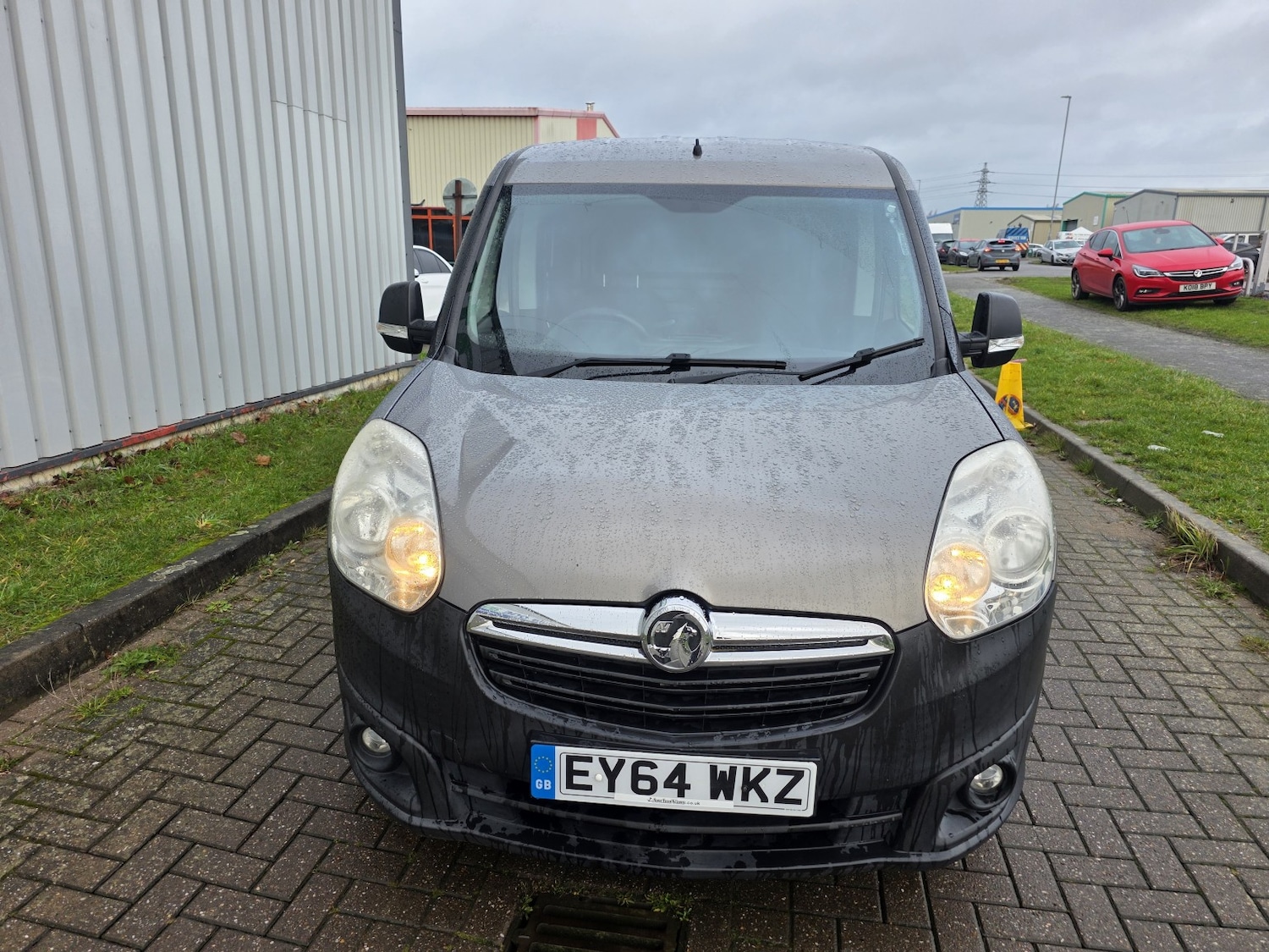Used Vauxhall Combo 2015 for sale - 76924402: Photo 3