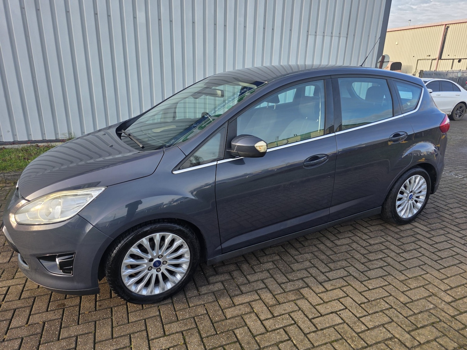 Used Ford C-Max 2011 for sale - 76863818: Photo 6