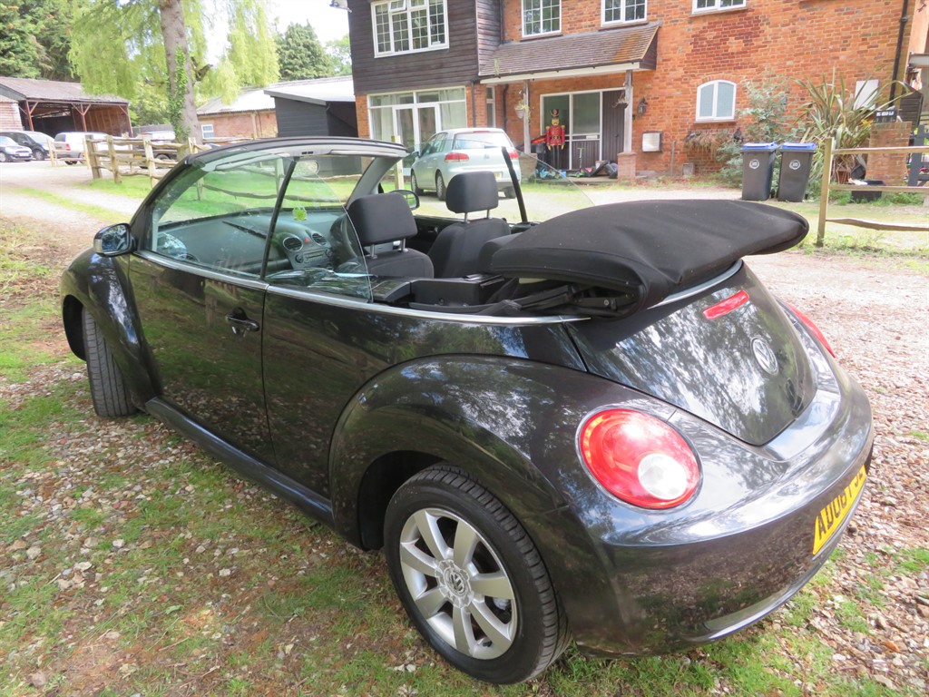 Used Volkswagen Beetle 2006 for sale - 77539083: Photo 13
