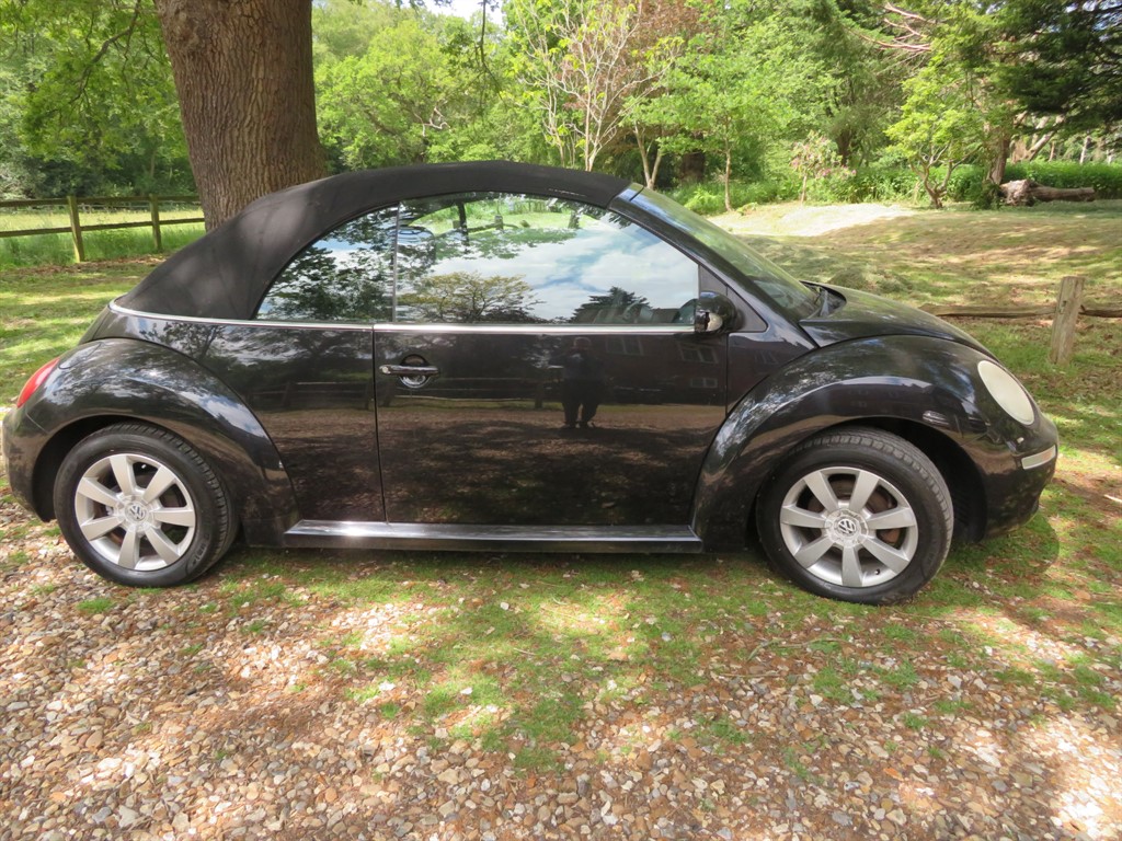 Used Volkswagen Beetle 2006 for sale - 77539083: Photo 4