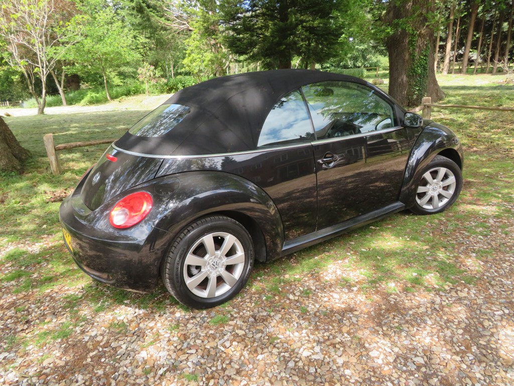 Used Volkswagen Beetle 2006 for sale - 77539083: Photo 7