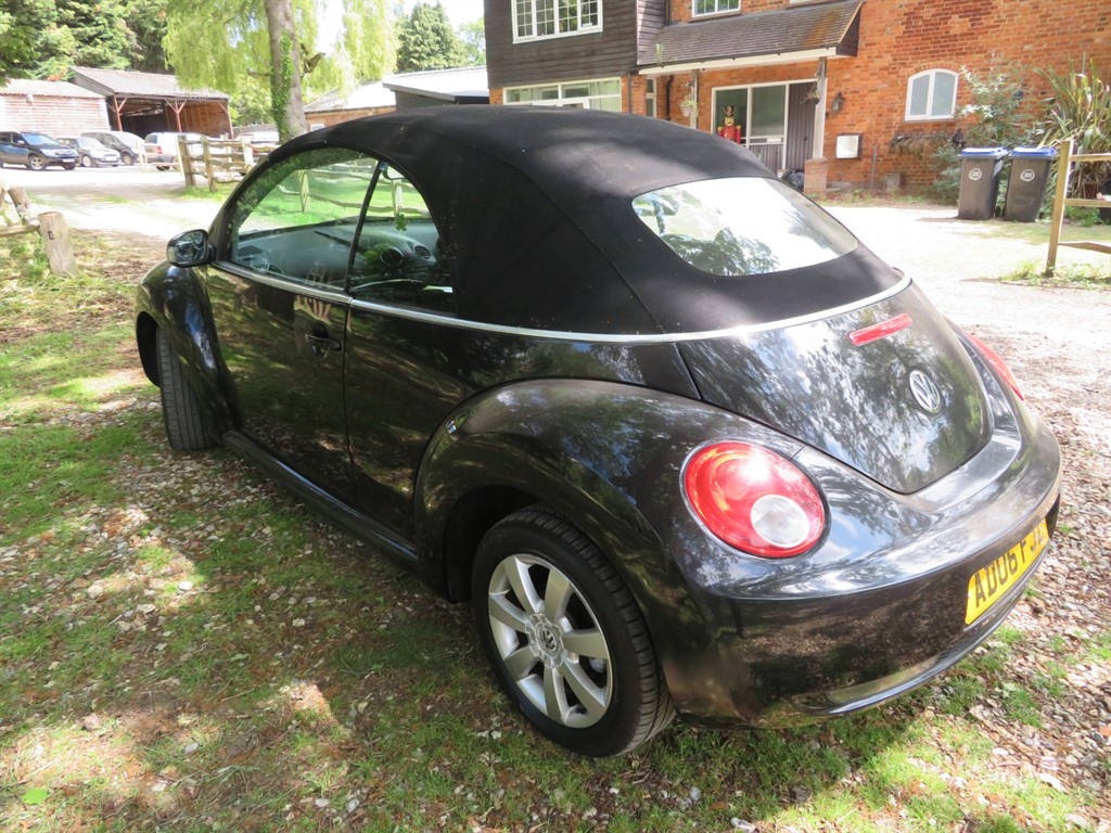 Used Volkswagen Beetle 2006 for sale - 77539083: Photo 9