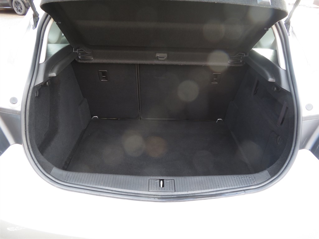 Used Vauxhall Astra 2013 for sale - 77539081: Photo 15