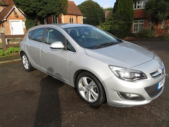 Vauxhall Astra feature image