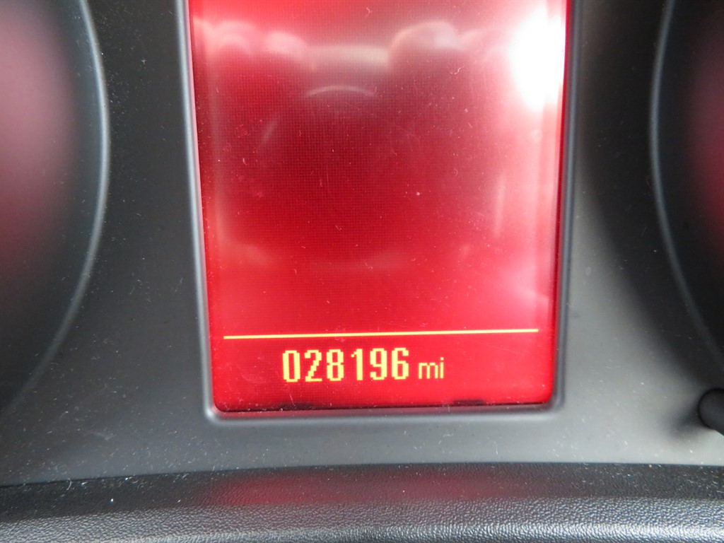 Used Vauxhall Astra 2013 for sale - 77539081: Photo 22