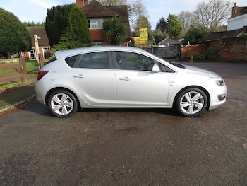 Used Vauxhall Astra 2013 for sale - 77539081: Photo