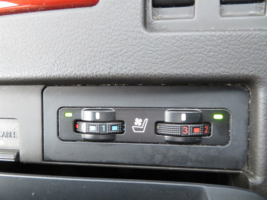 Used Lexus RX 2010 for sale - 77539080: Photo 41