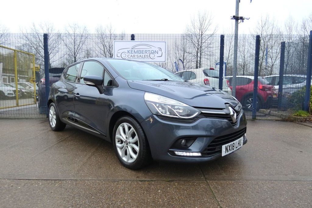 Used Renault Clio 2018 for sale - 77038421: Photo 2