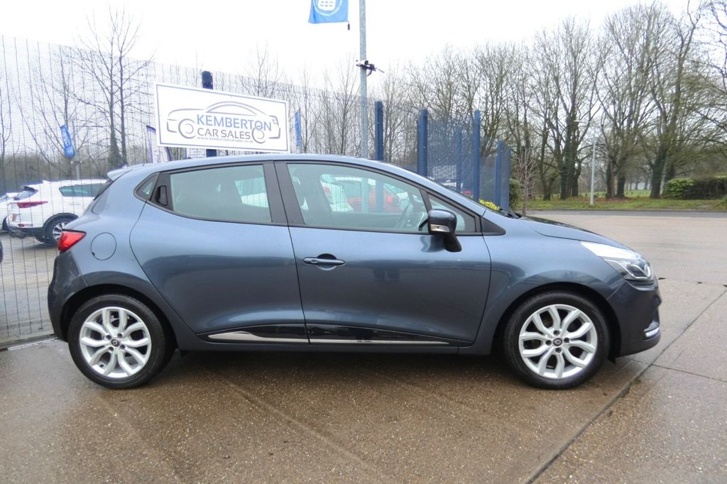 Used Renault Clio 2018 for sale - 77038421: Photo 5