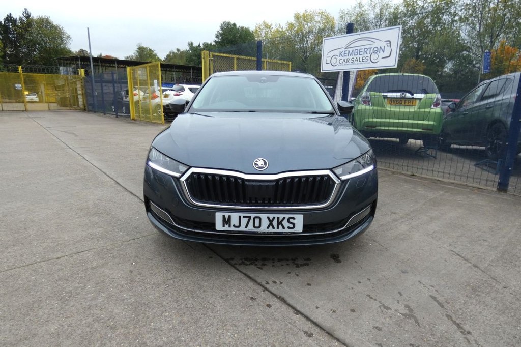 Used Skoda Octavia 2021 for sale - 76317221: Photo 2