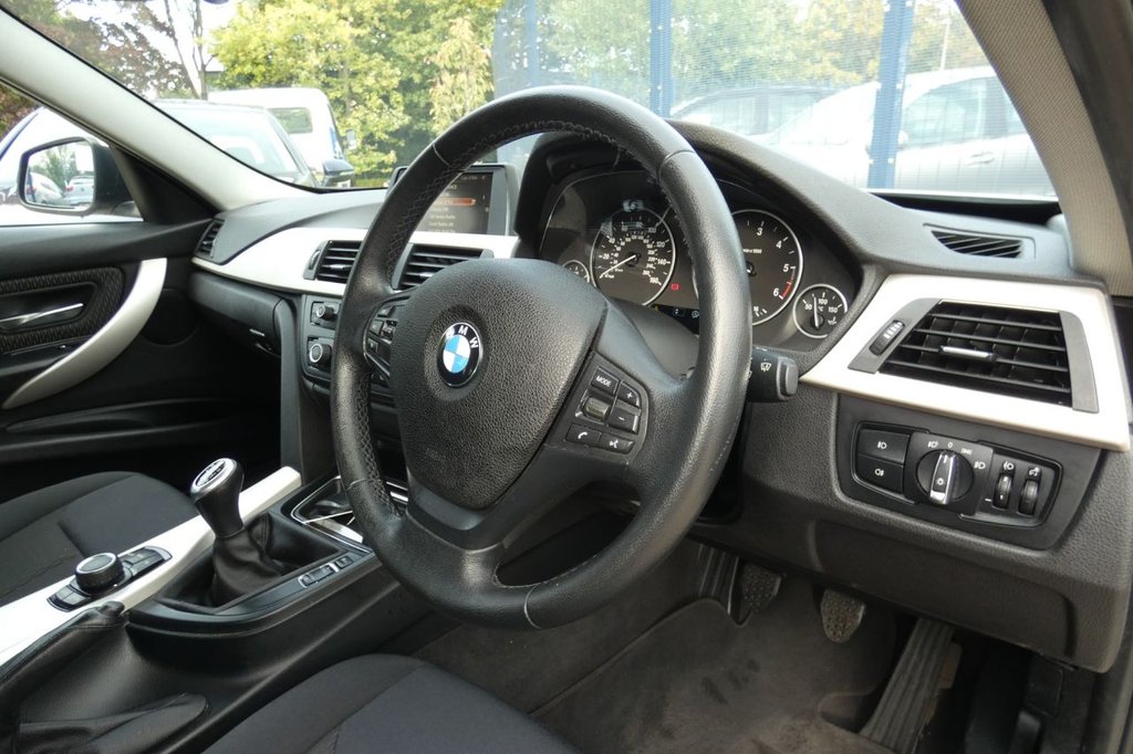 Used BMW 3 Series 2014 for sale - 76010313: Photo 11