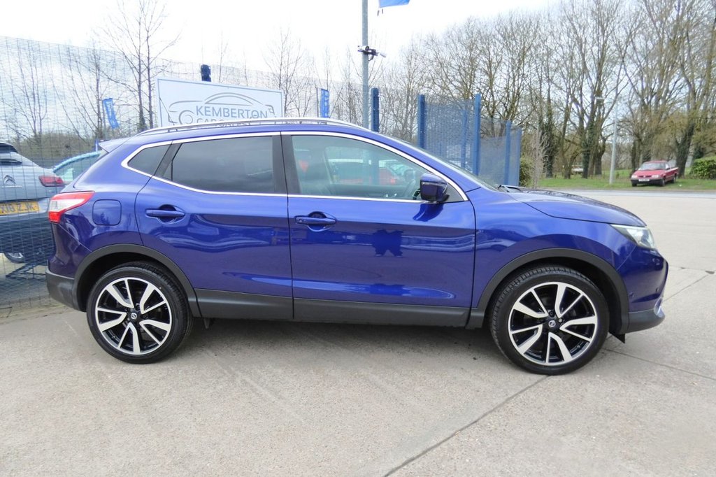 Used Nissan Qashqai 2014 for sale - 77821243: Photo 4