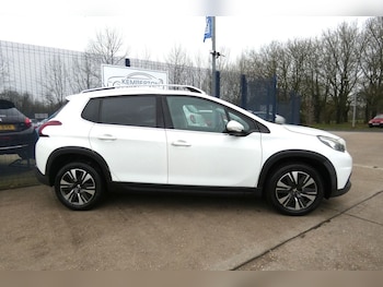Used Peugeot 2008 2017 for sale - 77212971: Photo
