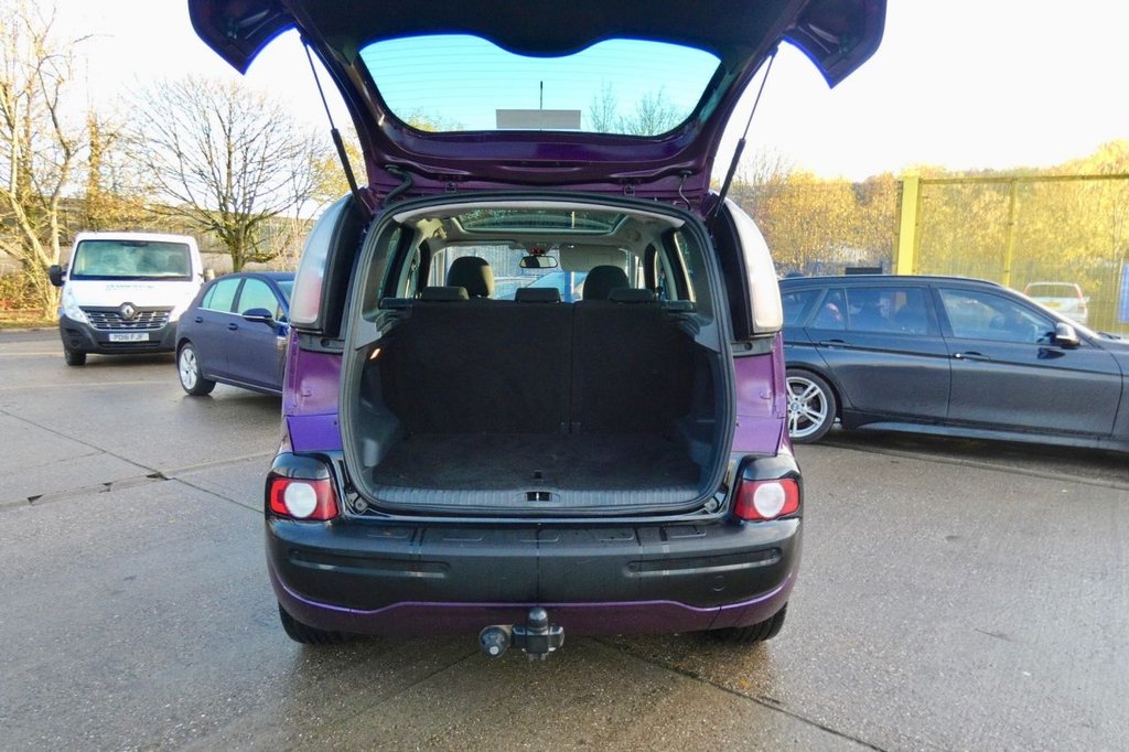 Used Citroen C3 Picasso 2017 for sale - 76783950: Photo 8