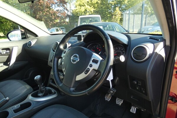 Used Nissan Qashqai 2010 for sale - 76098253: Photo 10