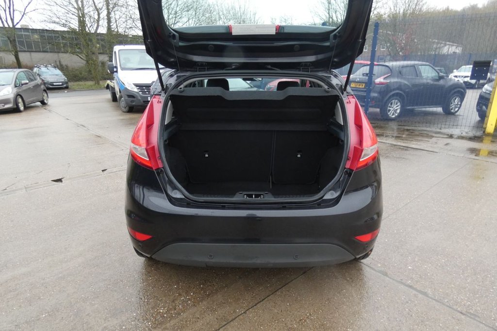 Used Ford Fiesta 2011 for sale - 77534847: Photo 8