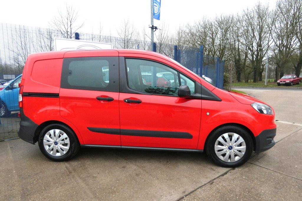 Used Ford Transit Courier 2017 for sale - 77276399: Photo 4