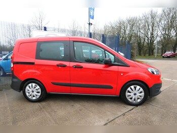 Used Ford Transit Courier 2017 for sale - 77276399: Photo