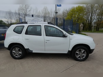 Used Dacia Duster 2014 for sale - 78181649: Photo