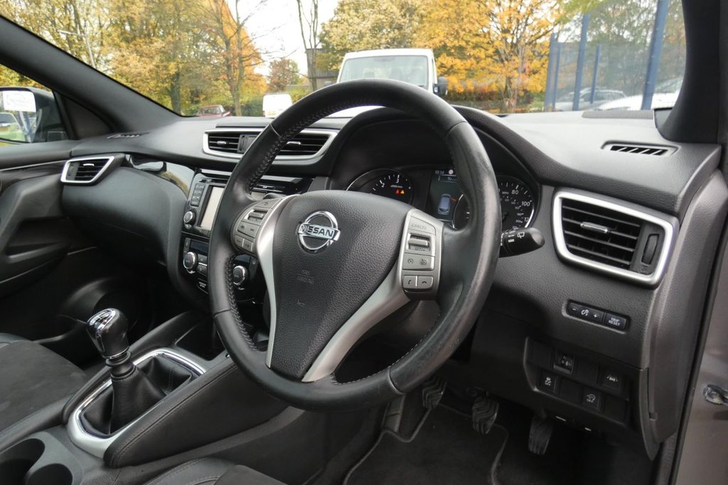 Used Nissan Qashqai 2017 for sale - 76510278: Photo 11