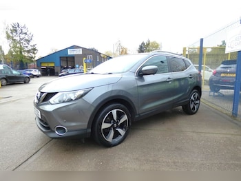 Used Nissan Qashqai 2017 for sale - 76510278: Photo