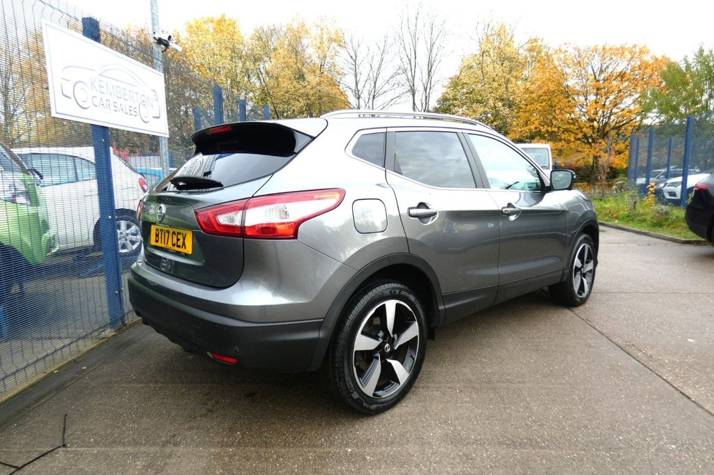Used Nissan Qashqai 2017 for sale - 76510278: Photo 5