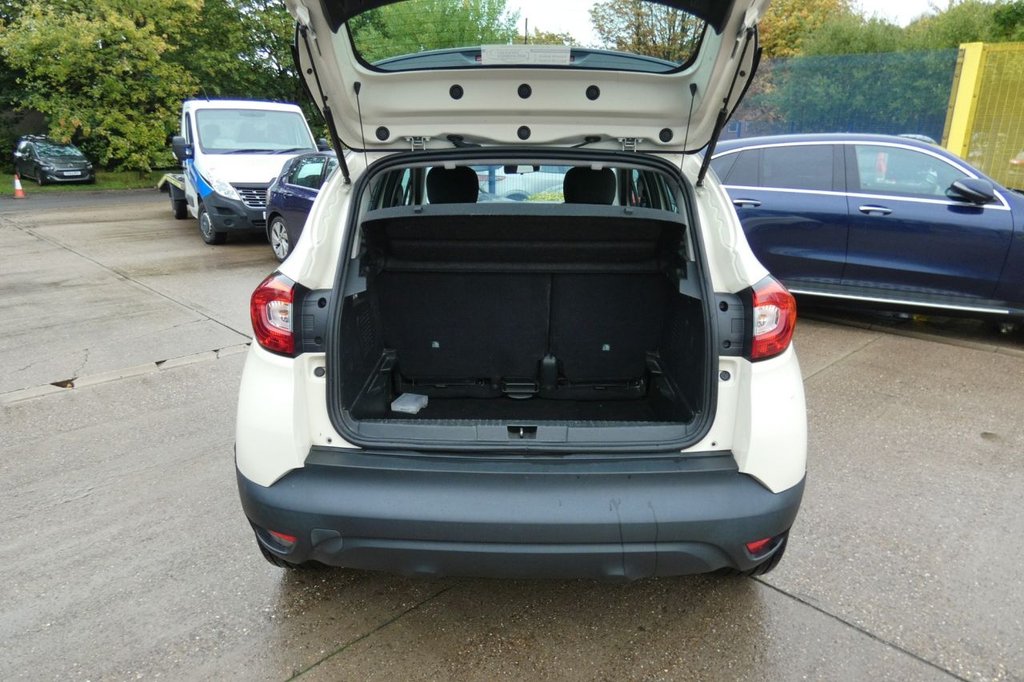 Used Renault Captur 2013 for sale - 75974505: Photo 8