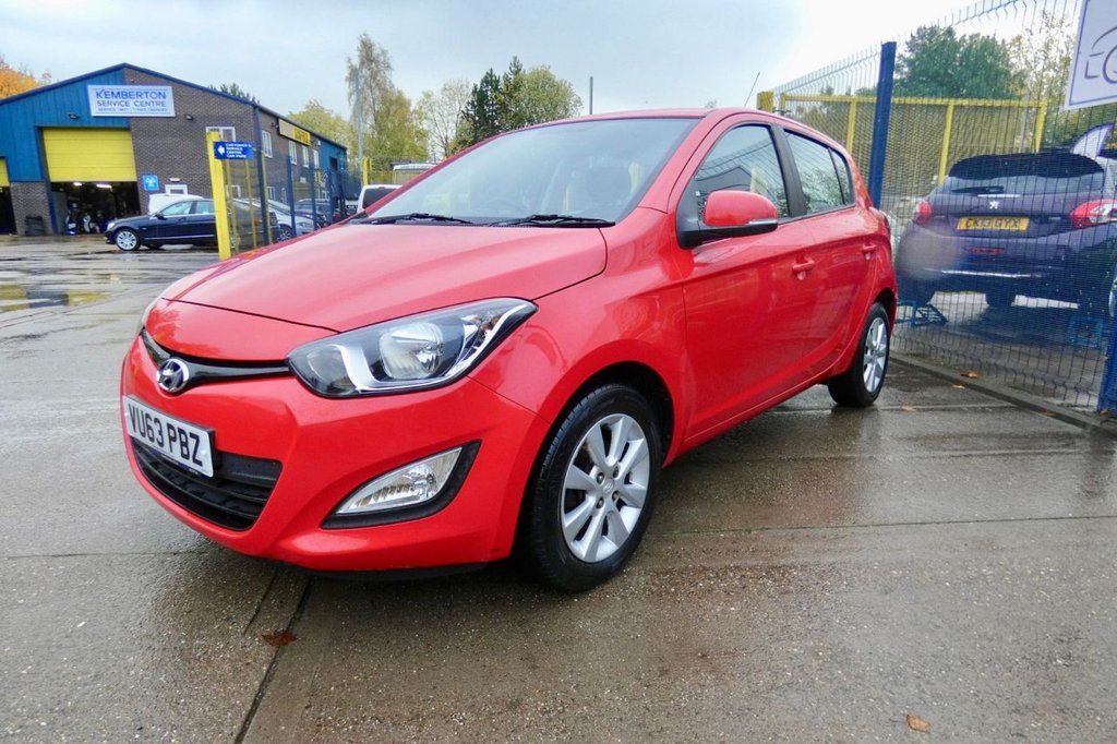 Used Hyundai i20 2013 for sale - 76406956: Photo 3