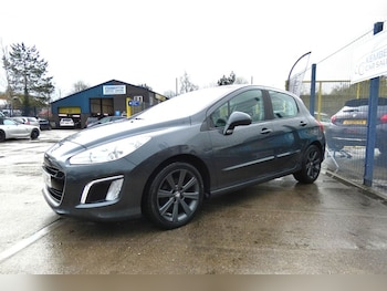 Used Peugeot 308 2013 for sale - 77139774: Photo