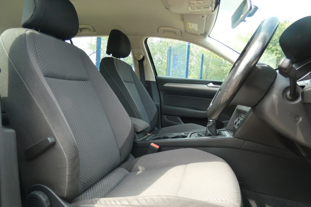 Used Volkswagen Passat 2015 for sale - 77341546: Photo 10