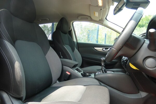 Used Nissan Qashqai 2018 for sale - 74844280: Photo 11