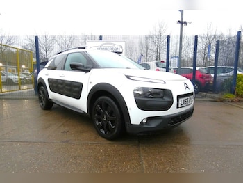 2015 (65) - 1.6 BlueHDi Flair 5dr