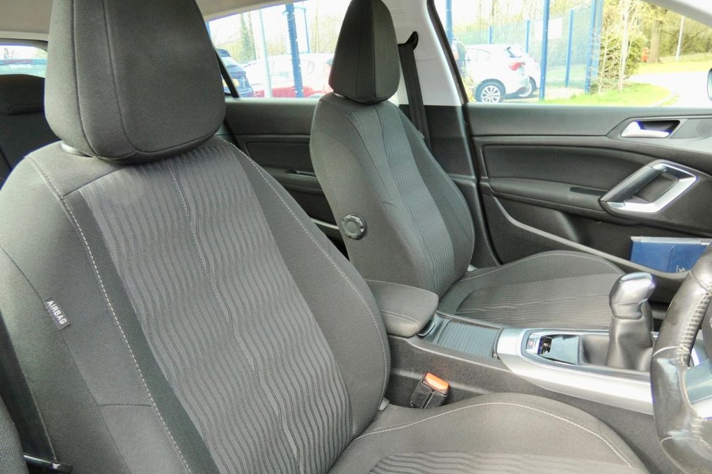 Used Peugeot 308 2015 for sale - 78110340: Photo 10