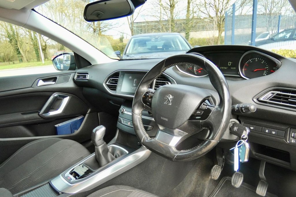 Used Peugeot 308 2015 for sale - 78110340: Photo 11