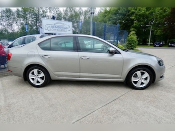 Used Skoda Octavia 2019 for sale - 78919179: Photo