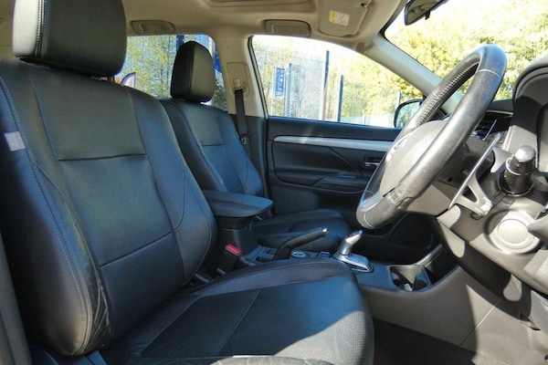 Used Mitsubishi Outlander 2014 for sale - 76178427: Photo 10