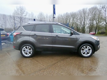 Used Ford Kuga 2017 for sale - 77188680: Photo