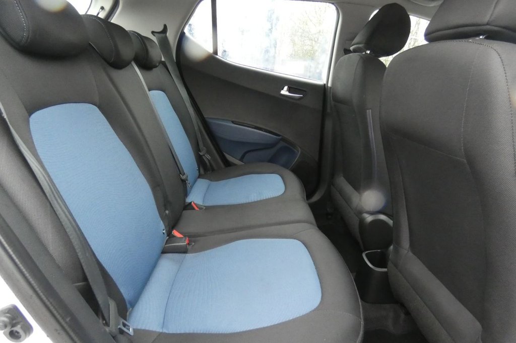 Used Hyundai i10 2014 for sale - 77534835: Photo 9